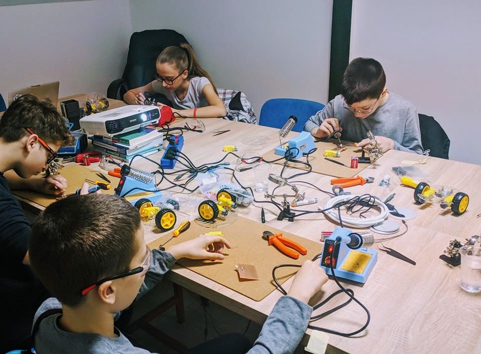 Dexters skola programiranja za decu