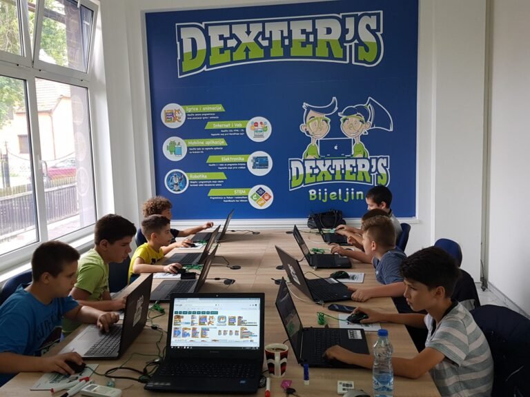 DEXTER’S IT LABORATORIJA U BIJELJINI